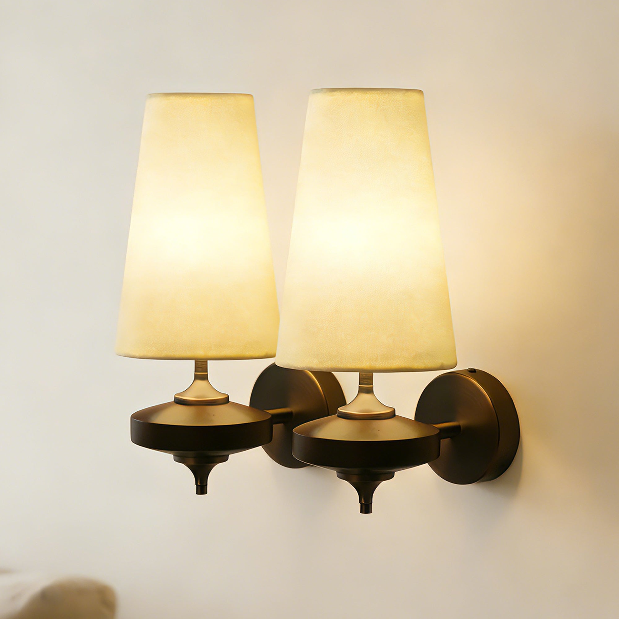 Dehowell Retro Wall Sconce with Fabric Shade and Wood Base (Set of 2)